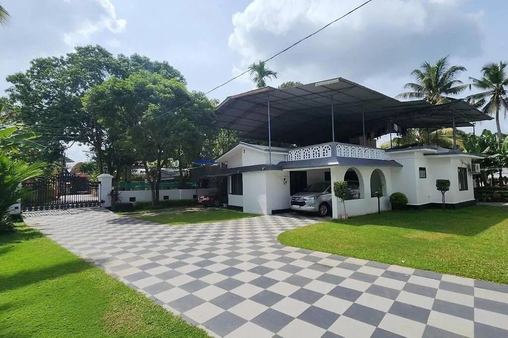 Garden Park Villa Tiruvalla